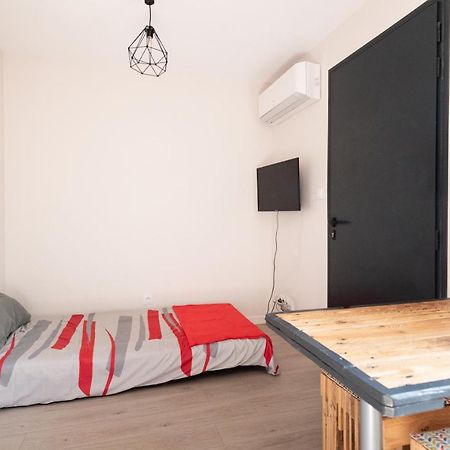 Lot En Dock 3 Logements Atypiques Et Ecologiques En Vallee De La Dordogne Souillac Εξωτερικό φωτογραφία