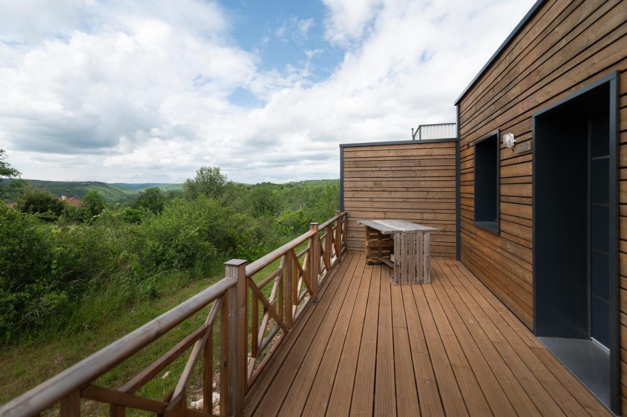Lot En Dock 3 Logements Atypiques Et Ecologiques En Vallee De La Dordogne Souillac Εξωτερικό φωτογραφία
